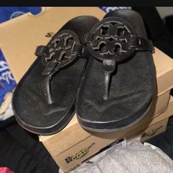 Tory Burch Size 8