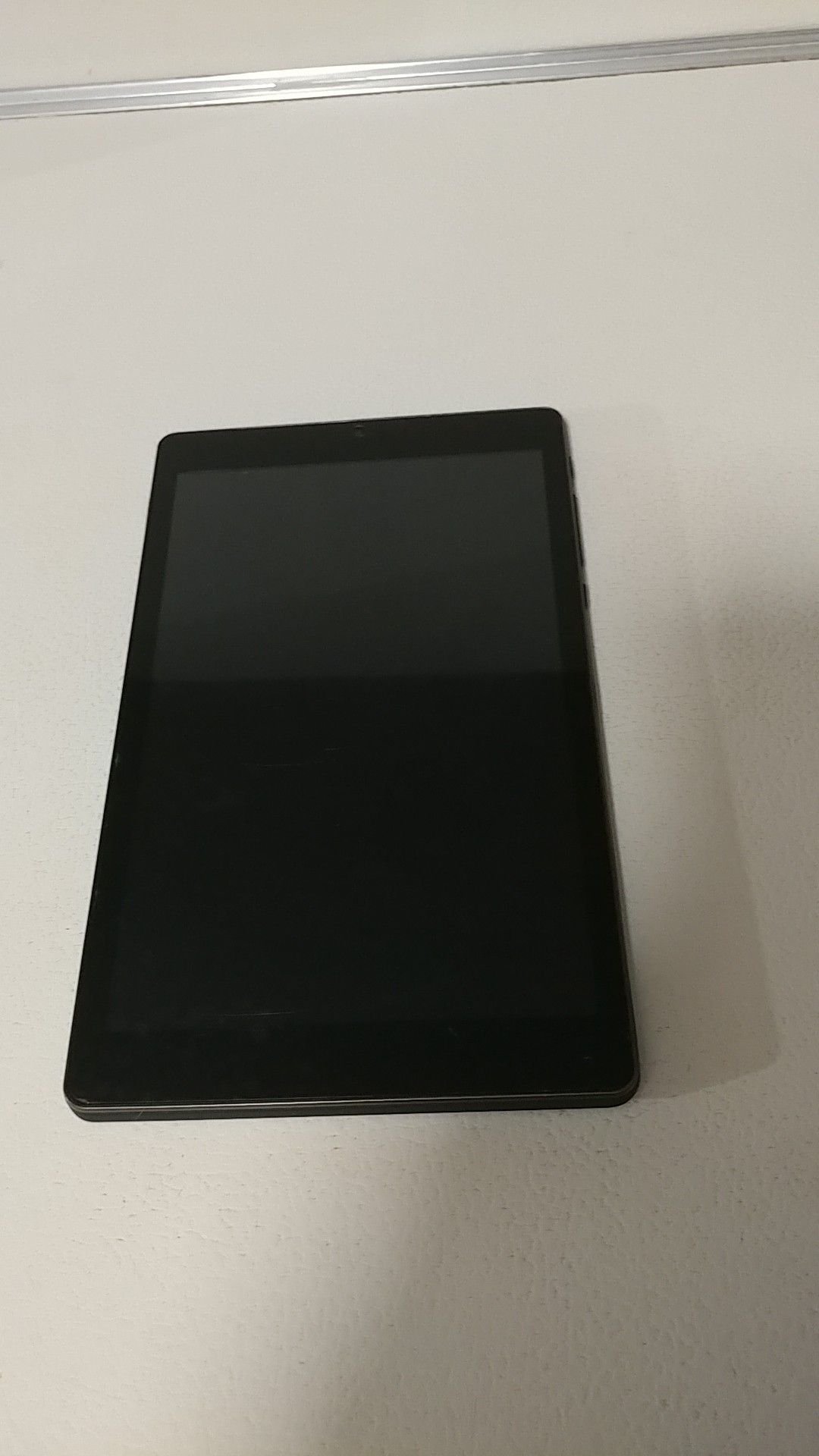 MDG 8" WINDOWS 10 TABLET