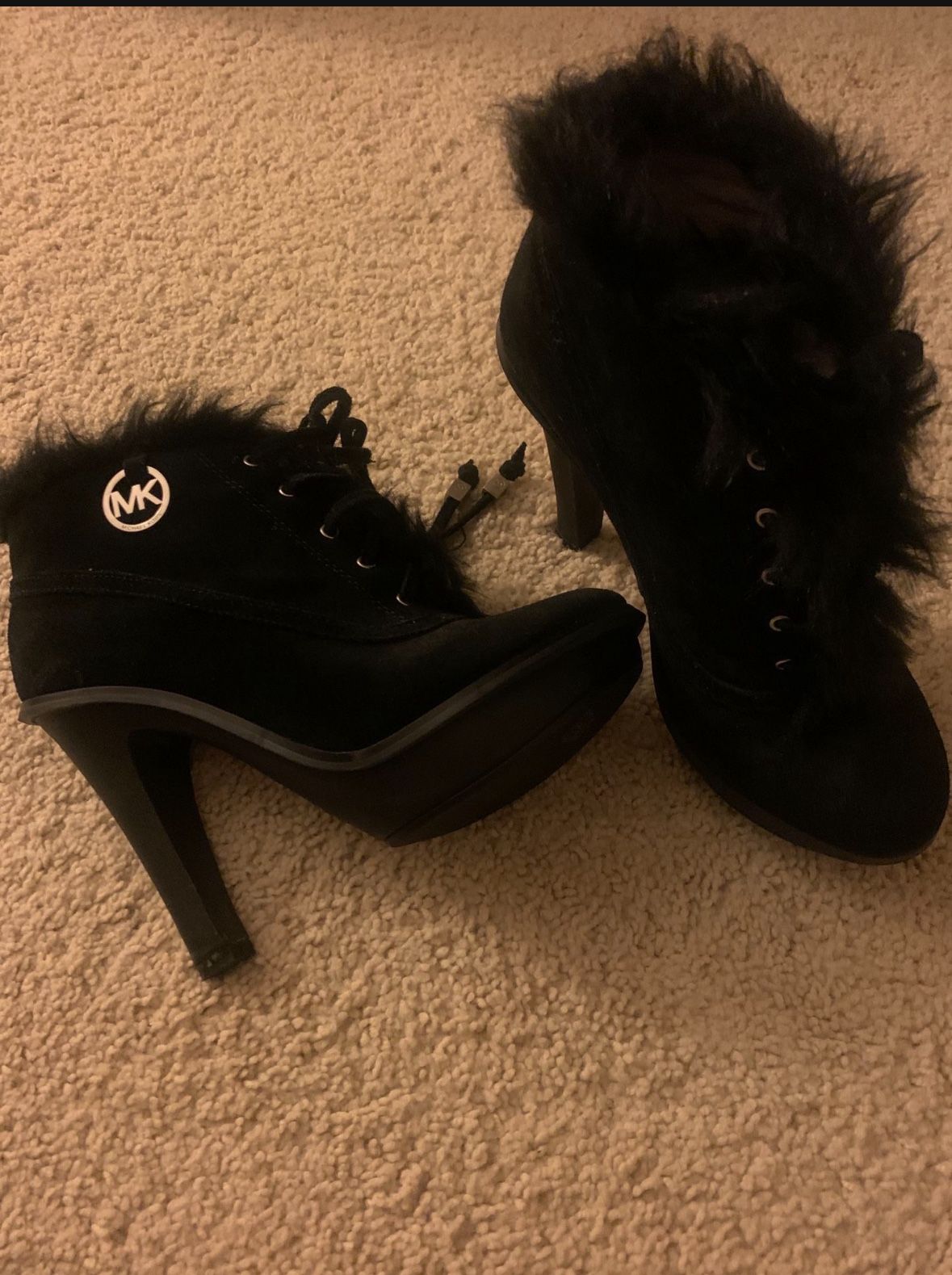 Michael Kors Boots Size 6