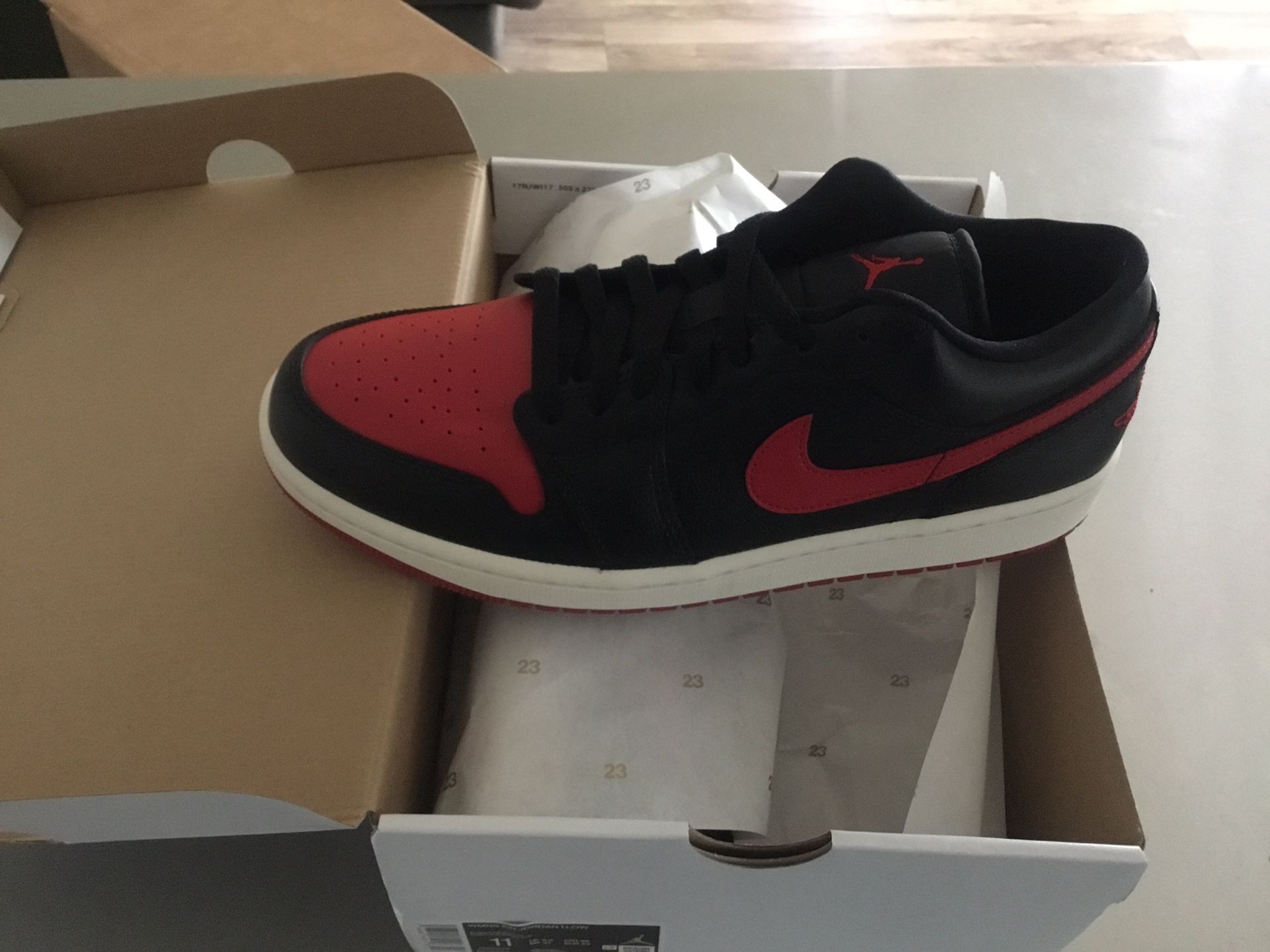 New Air Jordan Low size