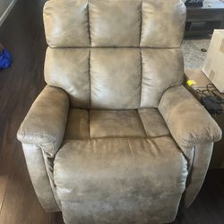 Electric Power Recliner Rocker Chair – Soft Suede, Excellent Condition