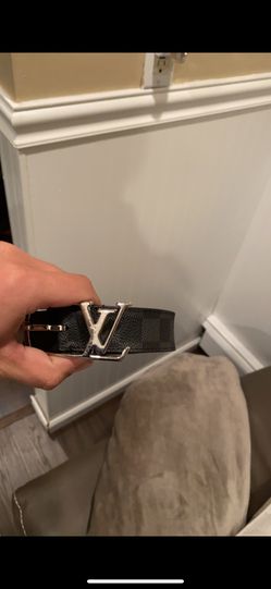 Men’s Louis Vuitton black 36 waist belt used with bag dust bag and box