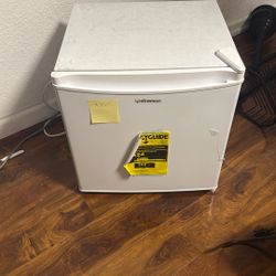 Small Refrigerator 