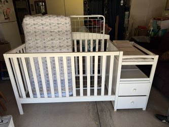 Delta Royal Crib To Full Bed Grows With Child 