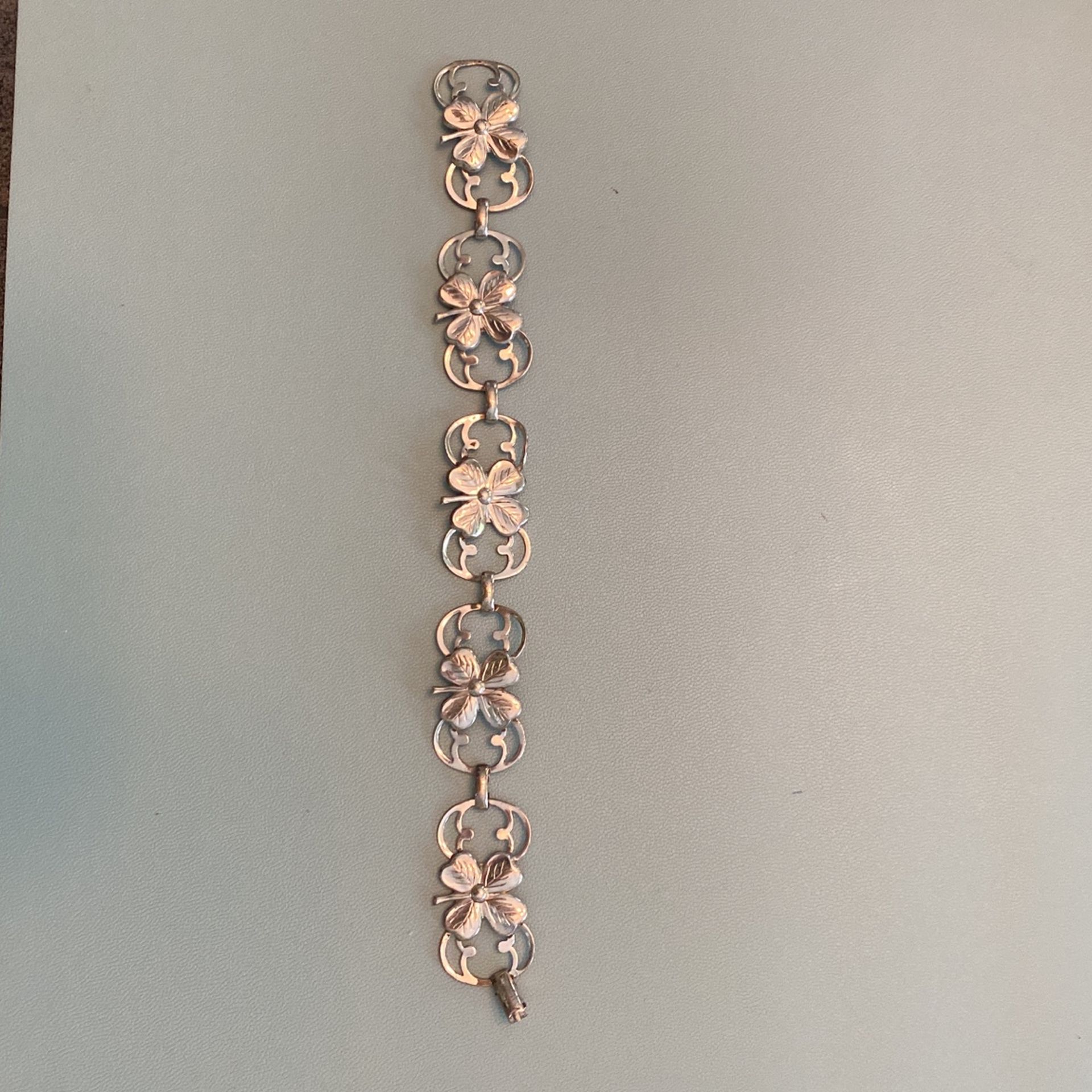 Sterling Silver Shamrock Bracelet 