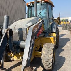 JD Backhoe 121 HP 4WD