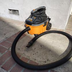 Rigid 4 Gallon Vacuum 