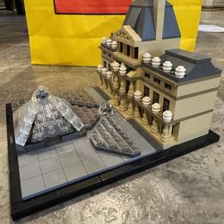 LEGO Louvre