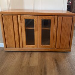 Solid Oak Tv Stand 