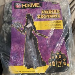 Ladies Costume