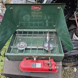 1982 Coleman Stove  425F Working Like New