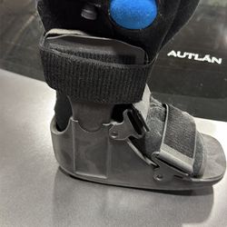 Walker fracture boot Small size