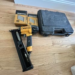 BOSTITCH pneumatic finish nailer 15GA (N59FN)  + 2 Box Nailes