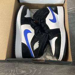 Jordan 1  Mid GS Black/Racer blue- white