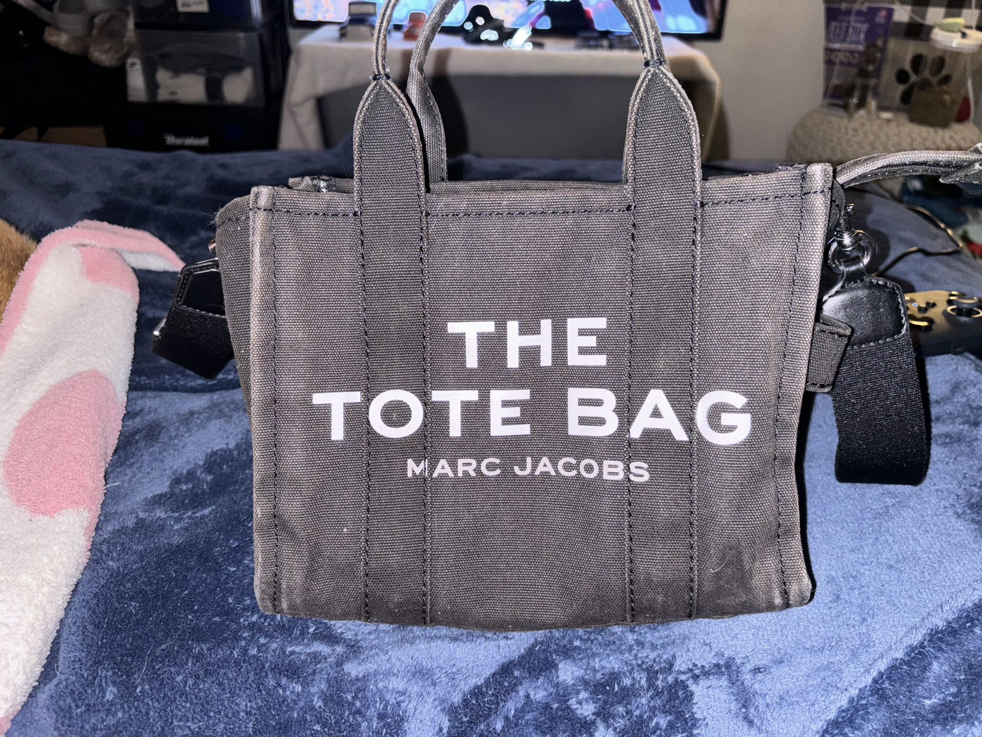 Marc Jacob’s Mini Tote Bag 