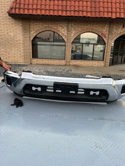 2024 Chevy silverado 350   Front bumper