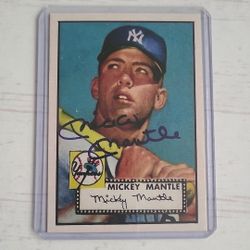 1952 TOPPS #311 MICKEY MANTLE SIGNED CARD