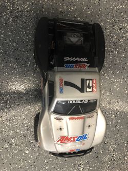 Traxxis Slash 4x4