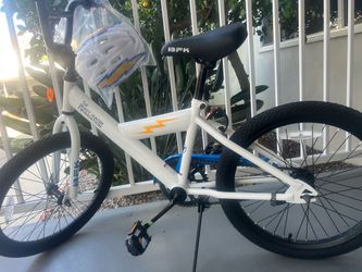 NEW KIDS Bike LA Chargers