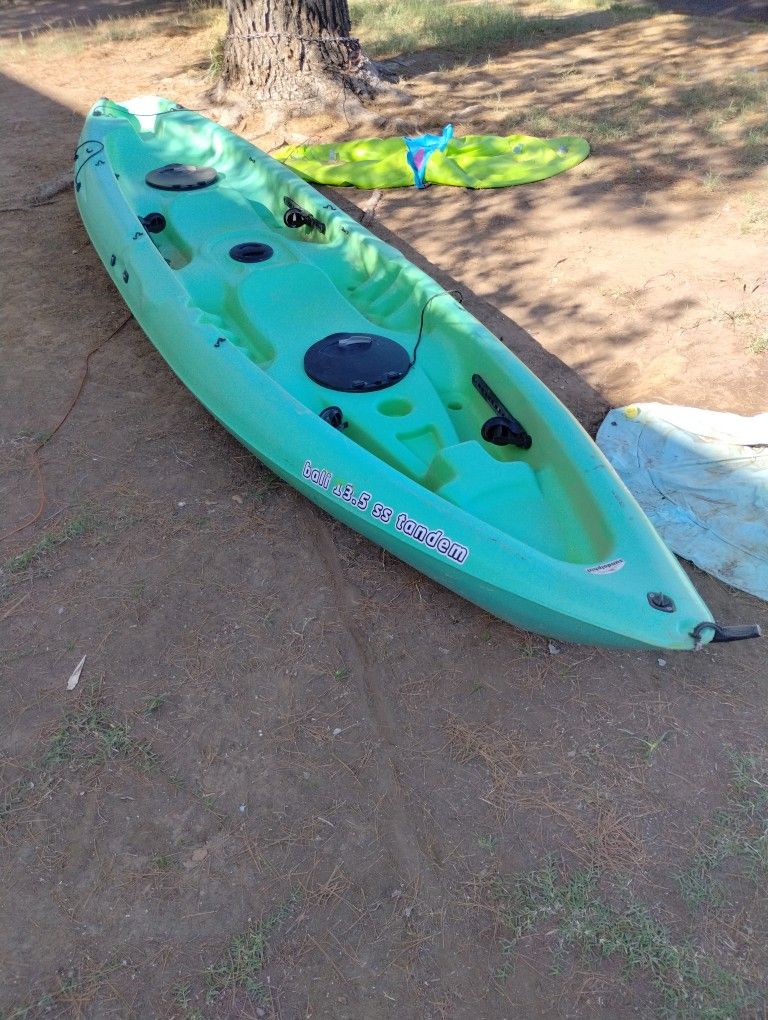 Sundolphin Tandem Kayak