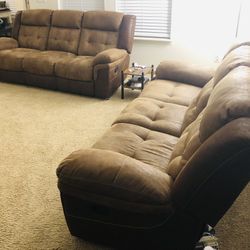 MOTION Denali Brown Dual Manual Reclining Sofa