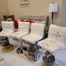 Set Of 4 White Bar Stools Brand New 