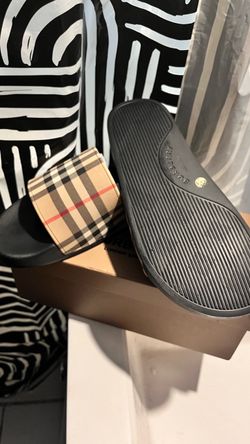 Burberry slides