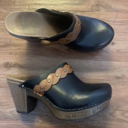 dansko Black Braided Leather Clogs 37