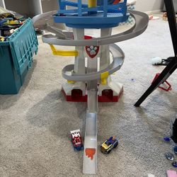 Paw Patrol Adventure bay Lookout Tower