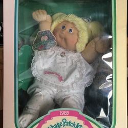 1985 Cabbage Patch Doll NEW in box