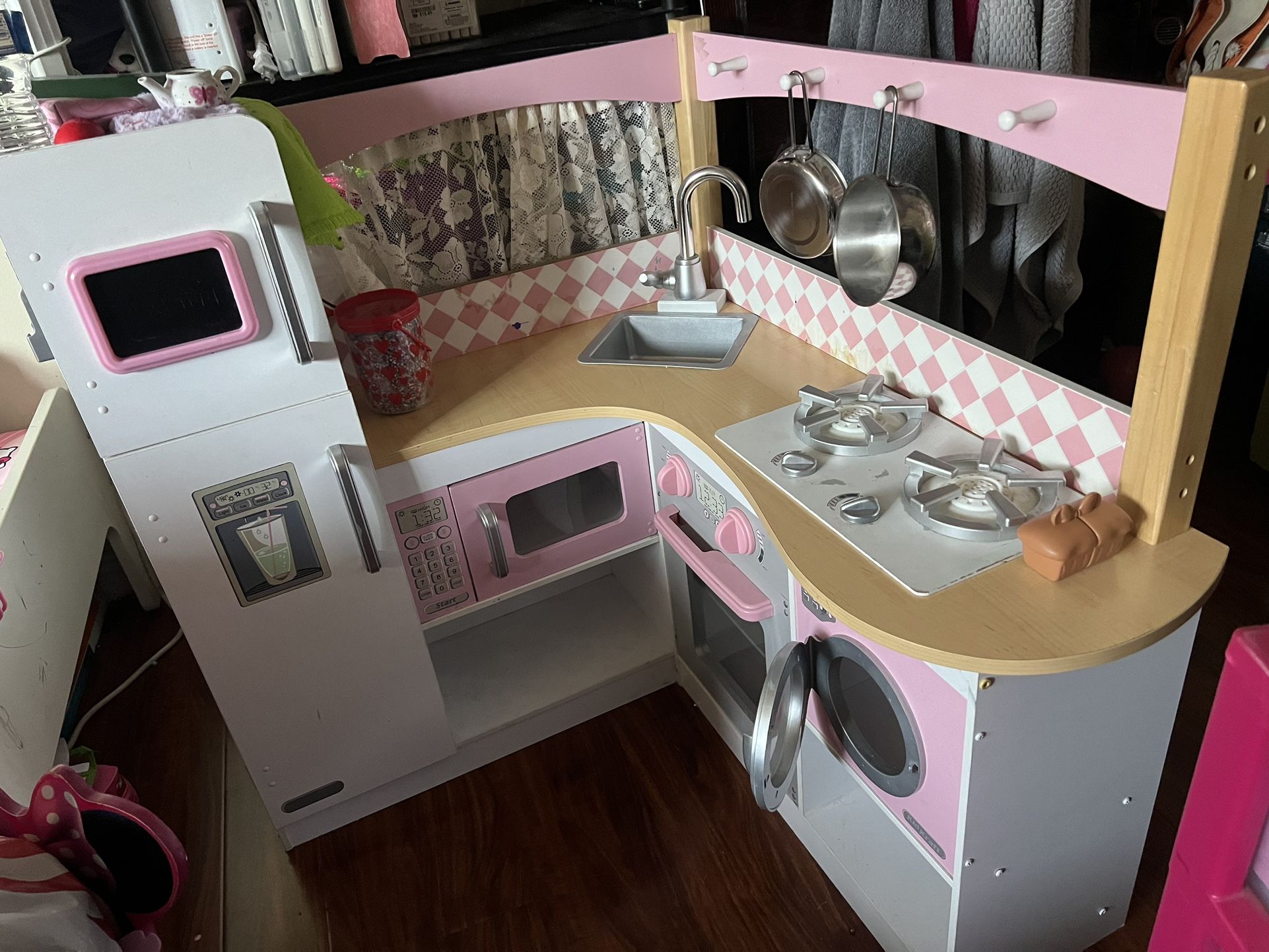 Girls Toy Kitchen