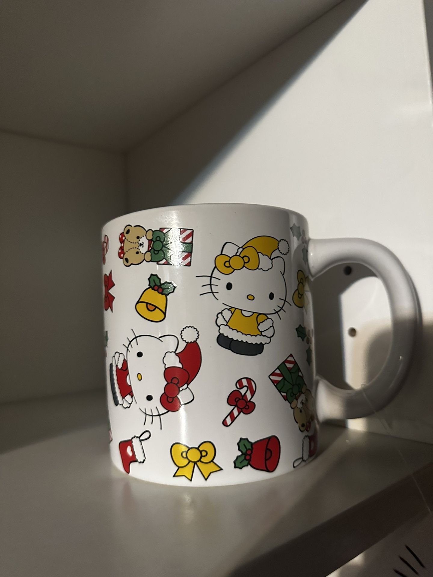 Hello Kitty christmas mug