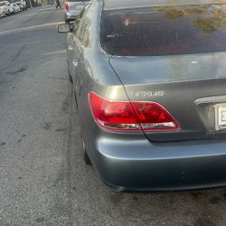 2005 Lexus ES 330