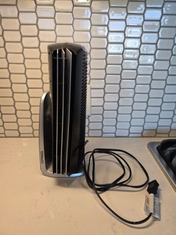 Vornado Tower Air Circulator Fan Black Silver 4 Speed Adjustable Position