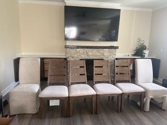 Free dining room table