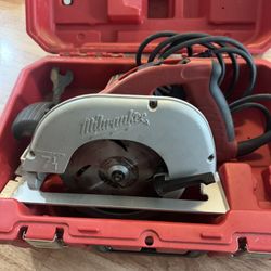 Circular Saw (Milwaukee)