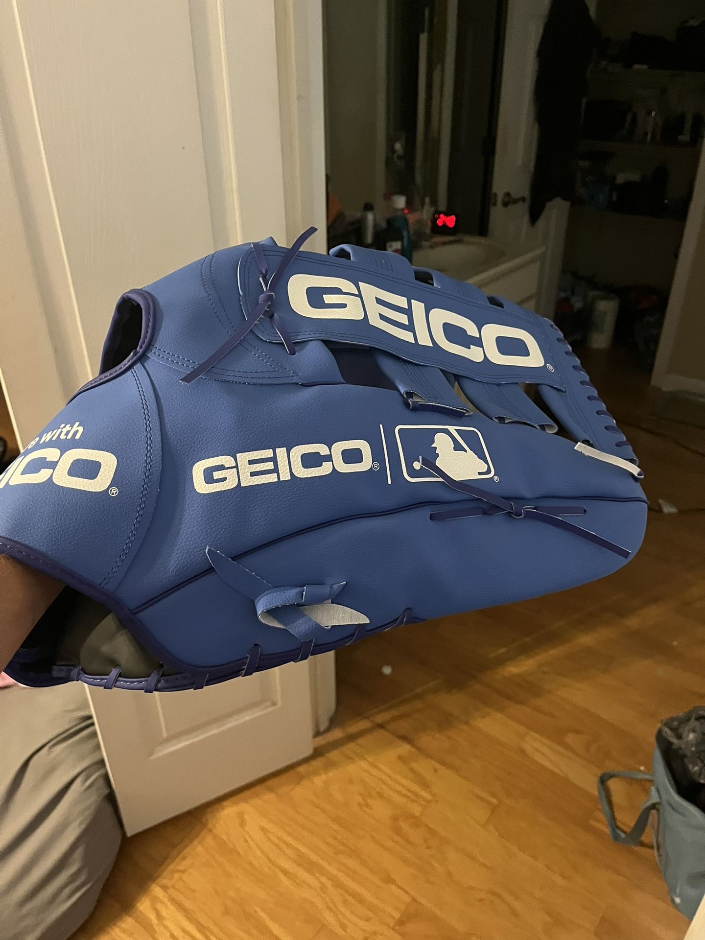 Huge Geico Baseball Glove Allstar Game 2025