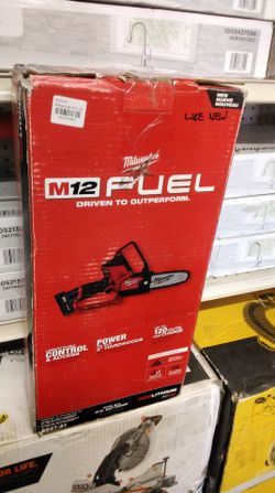 MILWAUKEE M12 FUEL HATCHET 6" PRUNING SAW (TOOL ONLY)