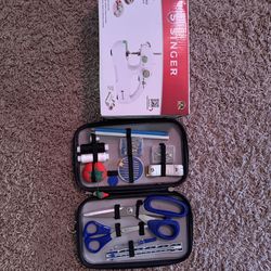 mini sewing machine+sewing kit