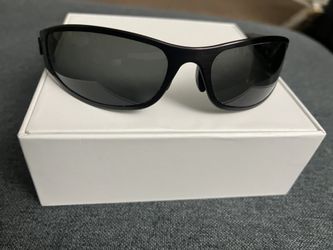 Gatorz Sunglasses Wraptor Black Frame $20