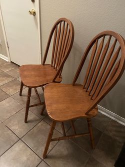 Dining chairs wood (4)