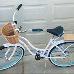 New Schwinn Destiny Beach Cruiser Bike With Basket And Rear Cargo Rack 
