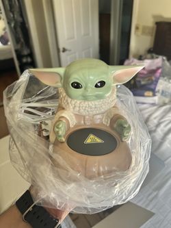 (The Child) Mandalorian Warmer