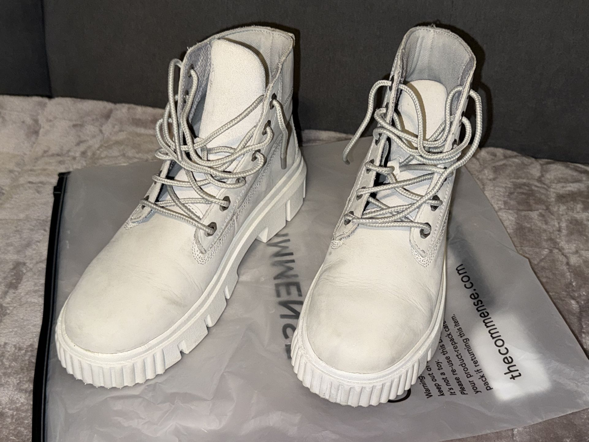 Timberland Women's Greyfield Mid Lace-Up Boot in Grey Violet