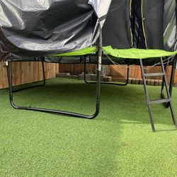 10FT 8 curved pole safety net jumpzylla trepoline