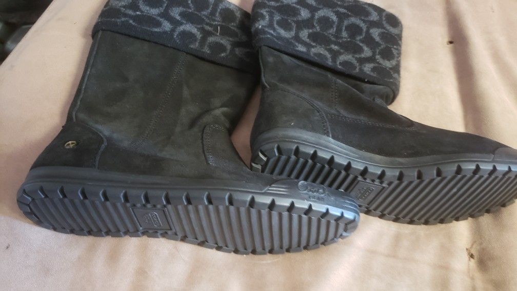 Coach Boots. Vintage Authentic! Size 6