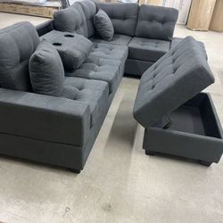 🛋️ NEW  Grey Bargain Comfy Sectional  w/Pillows 🚛  Avail 🛋️