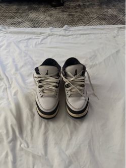 Jordan Retro 3’s size 6