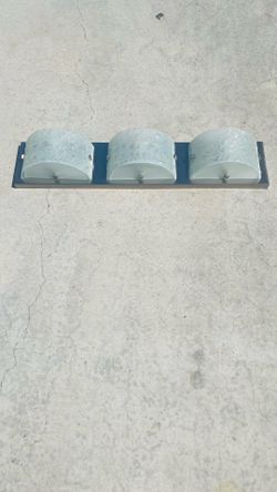 24” Vanity Light Great For Bathroom $15