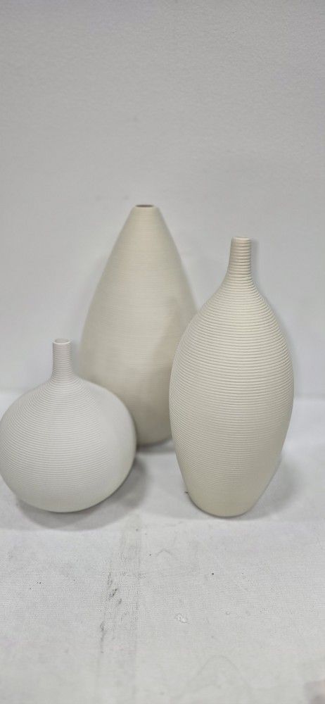Ceramic vases